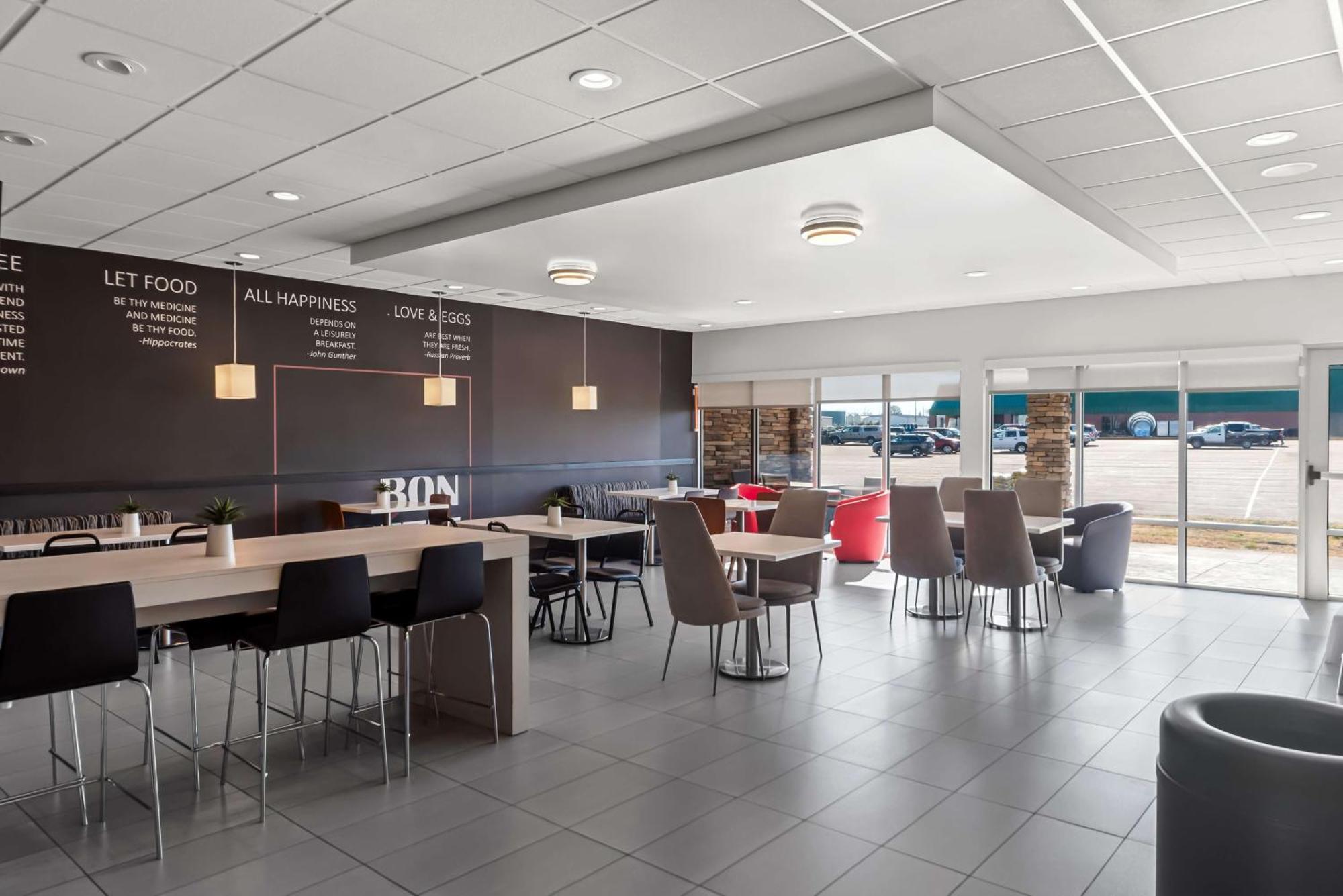 Best Western Plus Ogallala Inn מראה חיצוני תמונה